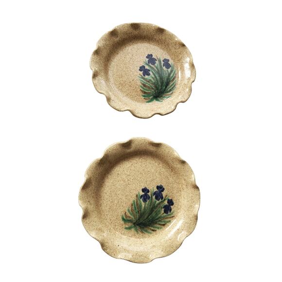 Set Of 2 Handcrafted Ceramic Scalloped Plate Pottery Flower Hand Painted - Picture 1 of 5